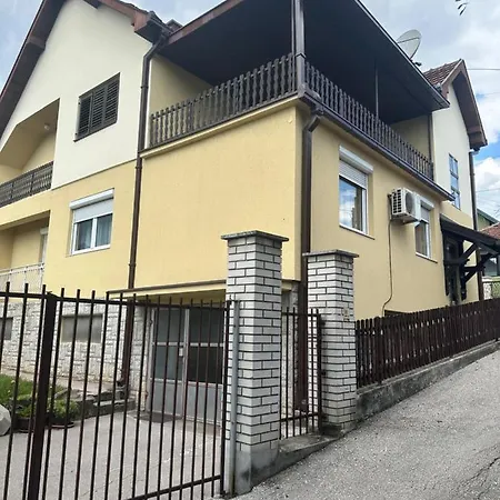 Bella 2 * Požega